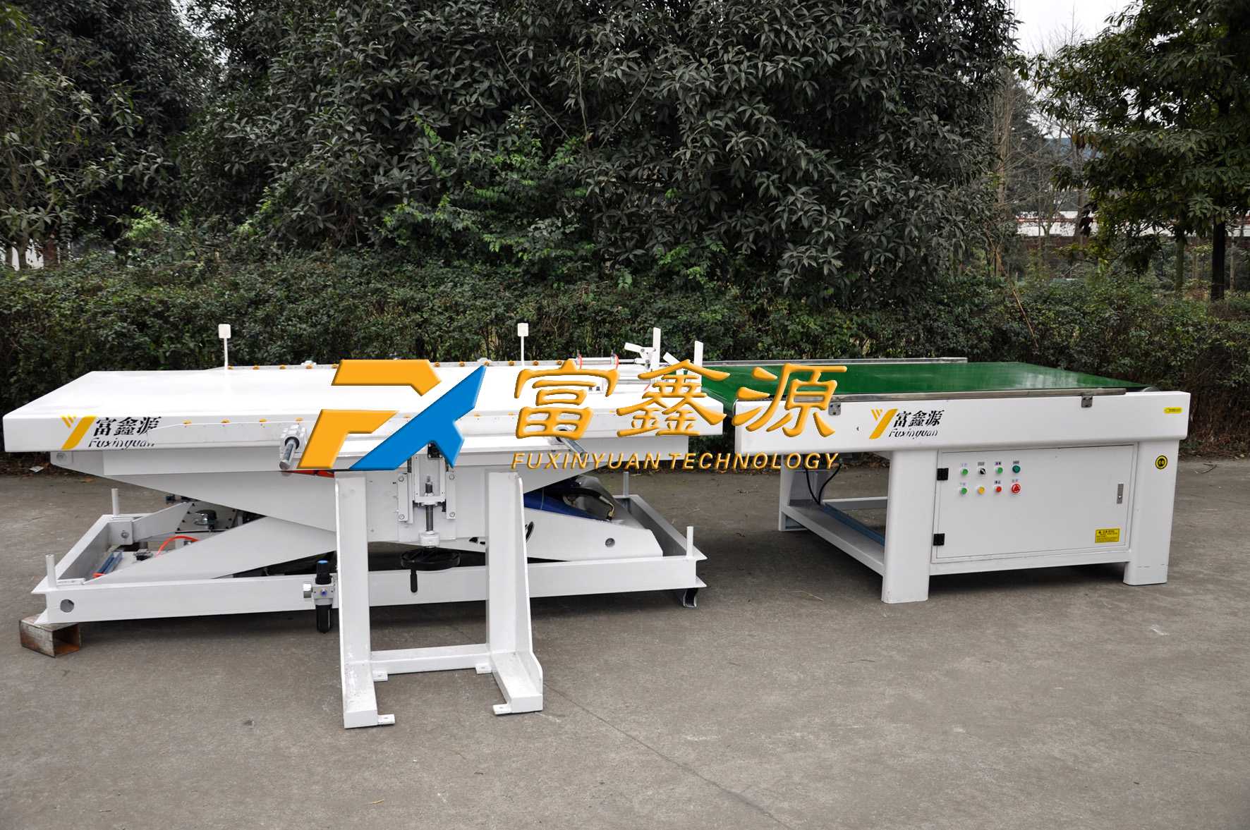 平面流水線輸送機 恒溫流平輸送機 成都流平輸送機廠家 流水線平板輸送機 自動涂裝設備 自動涂裝流水線設備 涂裝自動化設備 自動化涂裝生產線設備 自動化涂裝機械 環(huán)保涂裝線自動化機械制造廠 成都環(huán)保涂裝線自動化機械 成都涂裝